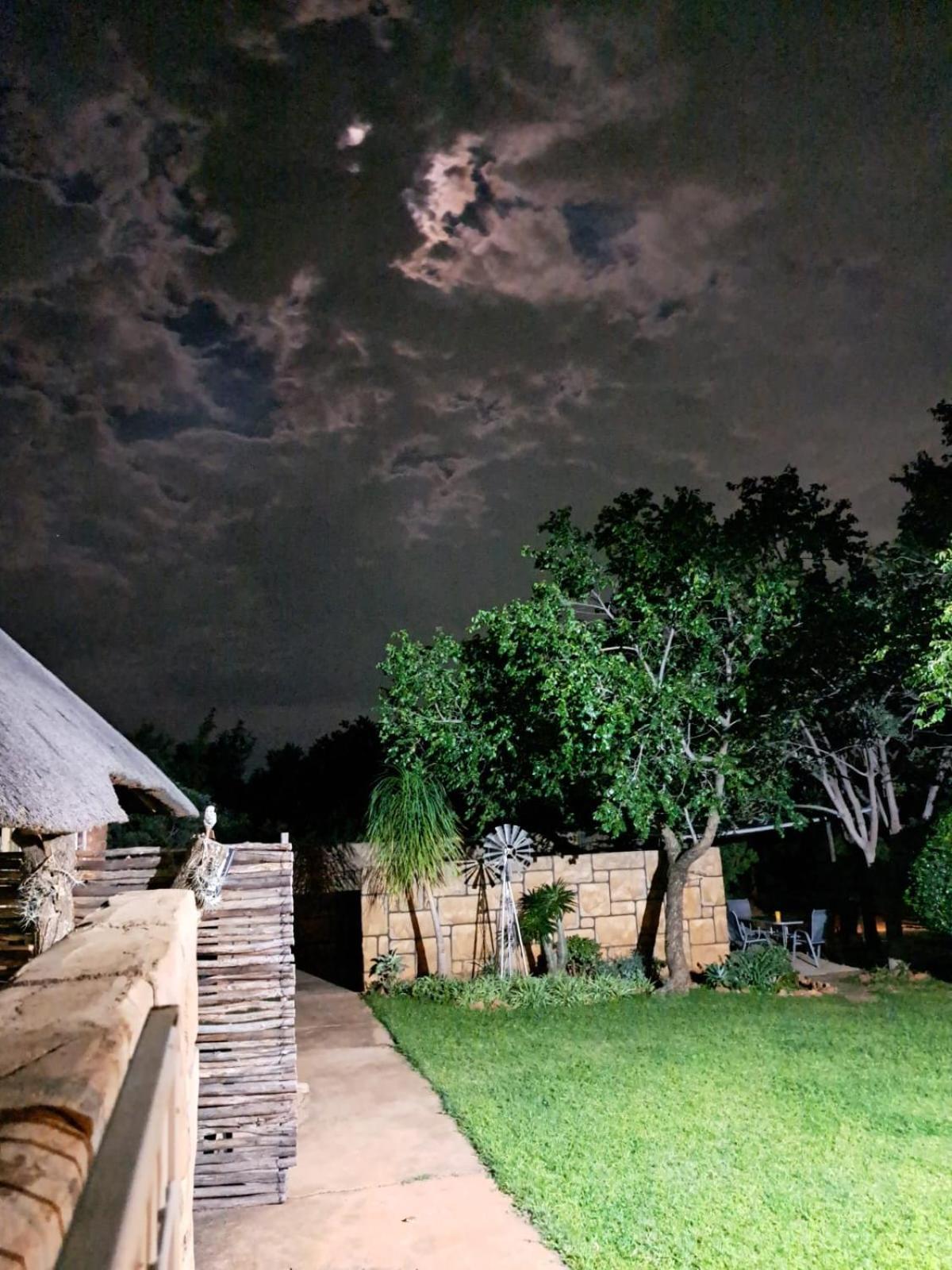 5 Sleeper Bushcamp Chalet Hartbeespoort Dış mekan fotoğraf